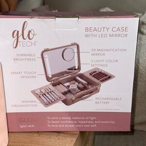 Glo Tech Beauty Case With LED Mirror NEW